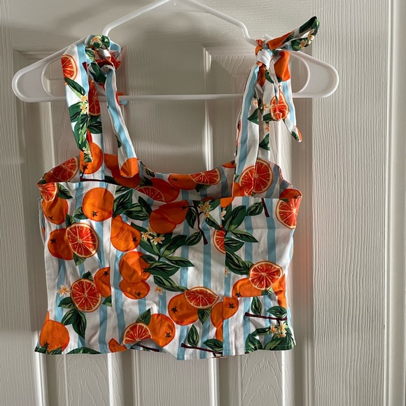 ModCloth Crop Top 🍊 - Picture 2 of 6